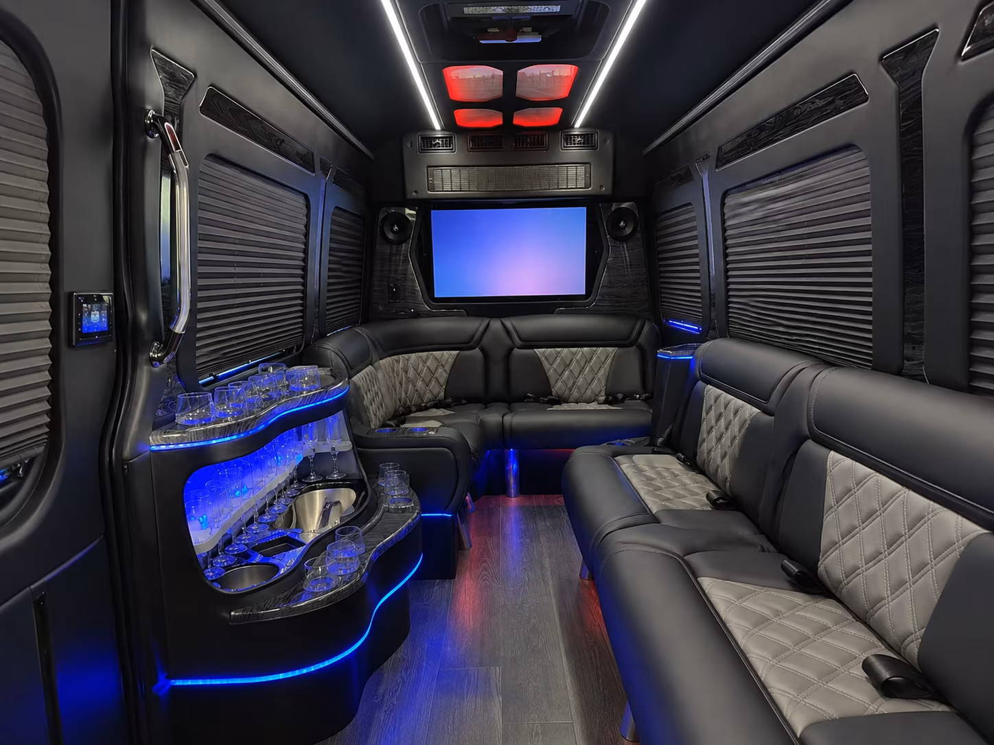 book your milwaukee prom bus early for the best selection