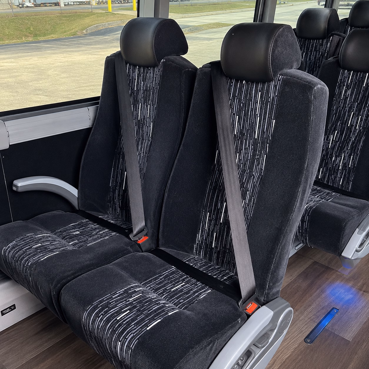 budget friendly school charter bus prices in milwaukee