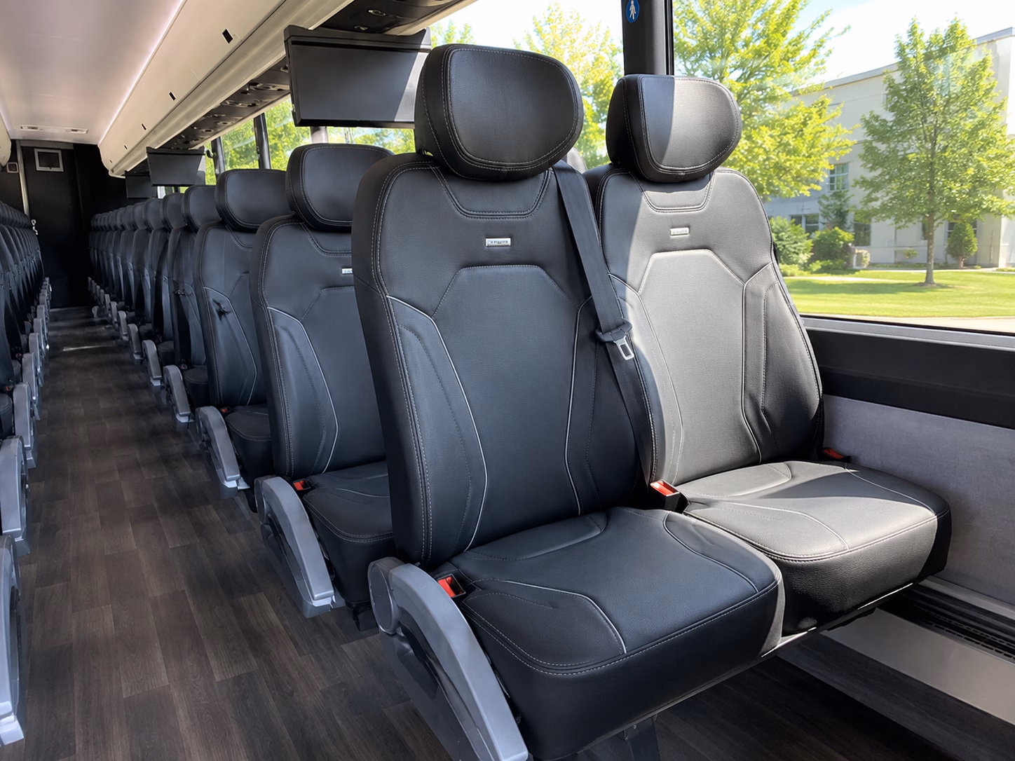 employee shuttles for milwaukee offices and job sites