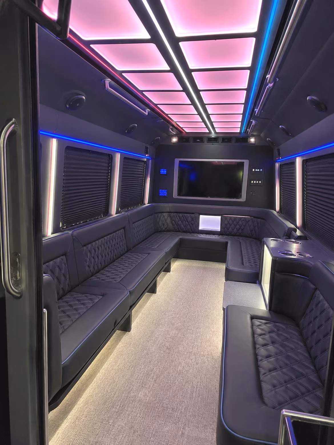 hit every photo stop in your milwaukee party bus before the dance