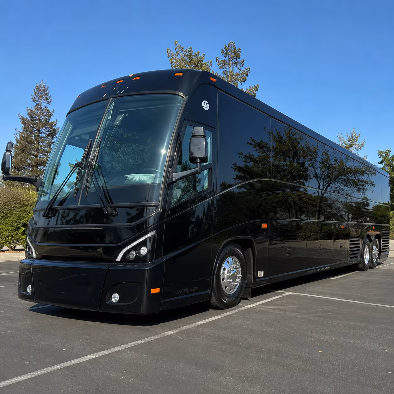 milwaukee charter bus rentals